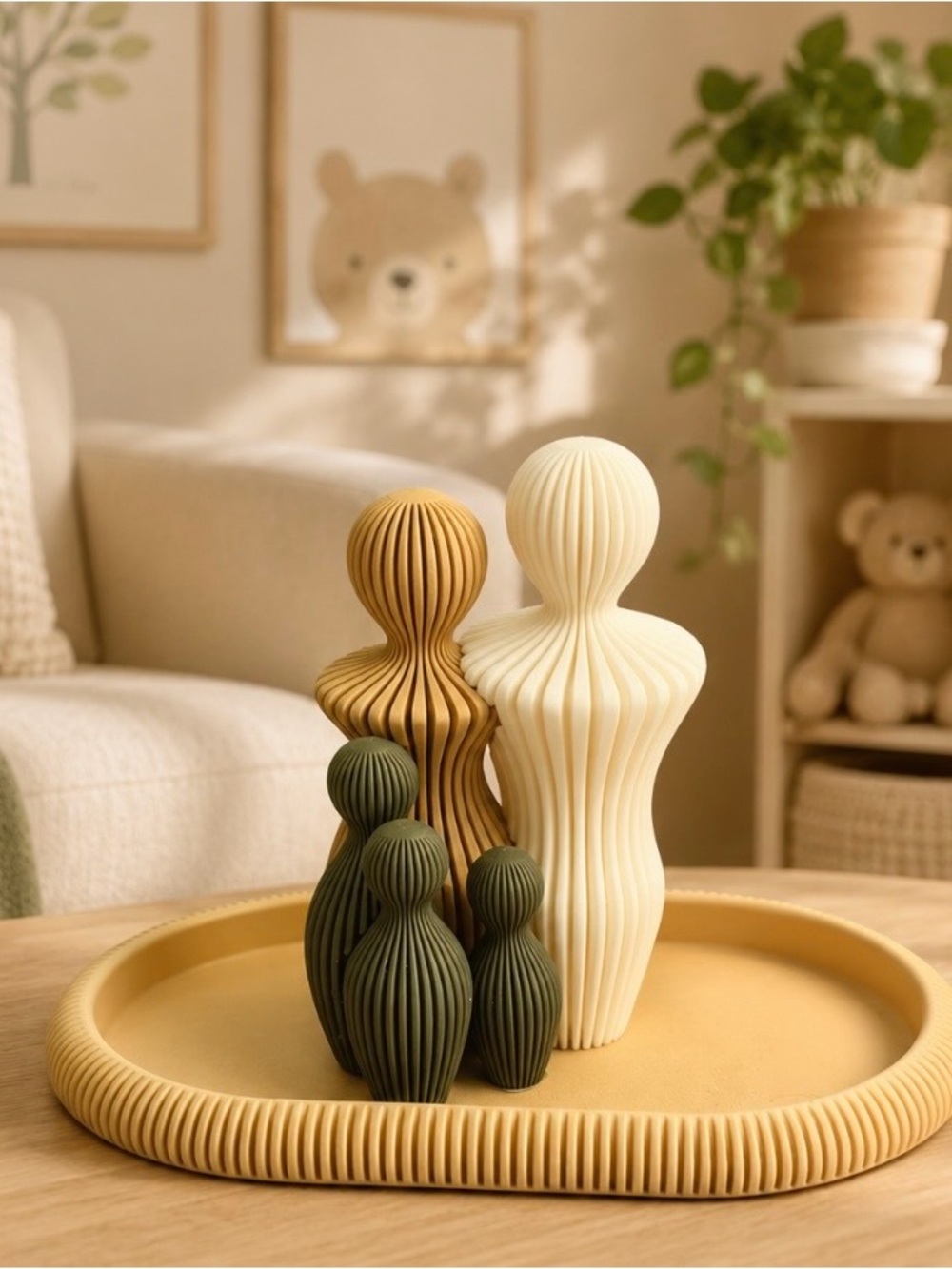 Minimalist Family Statue 3 Children
